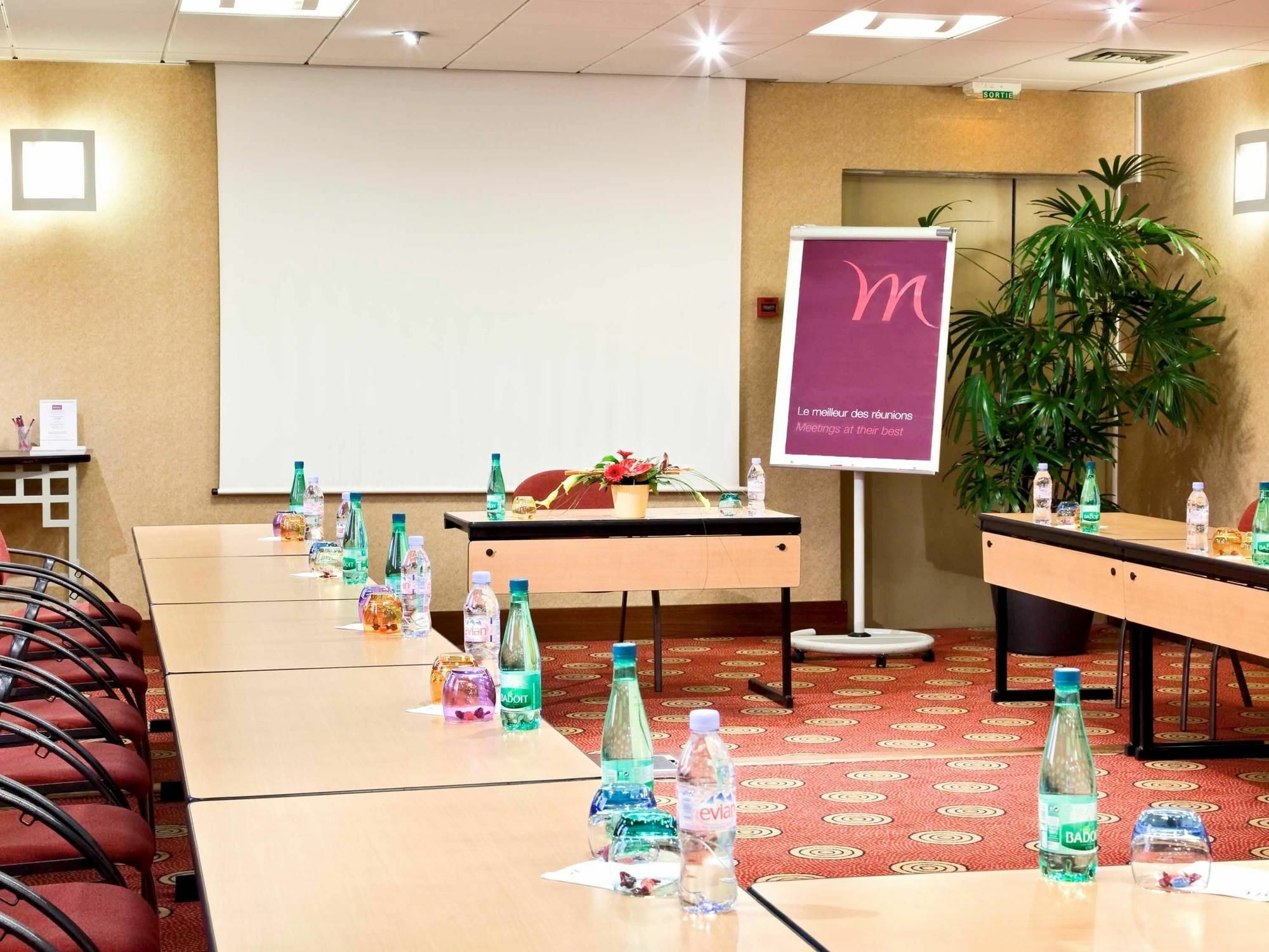 Mercure Pau Palais Des Sports Luaran gambar
