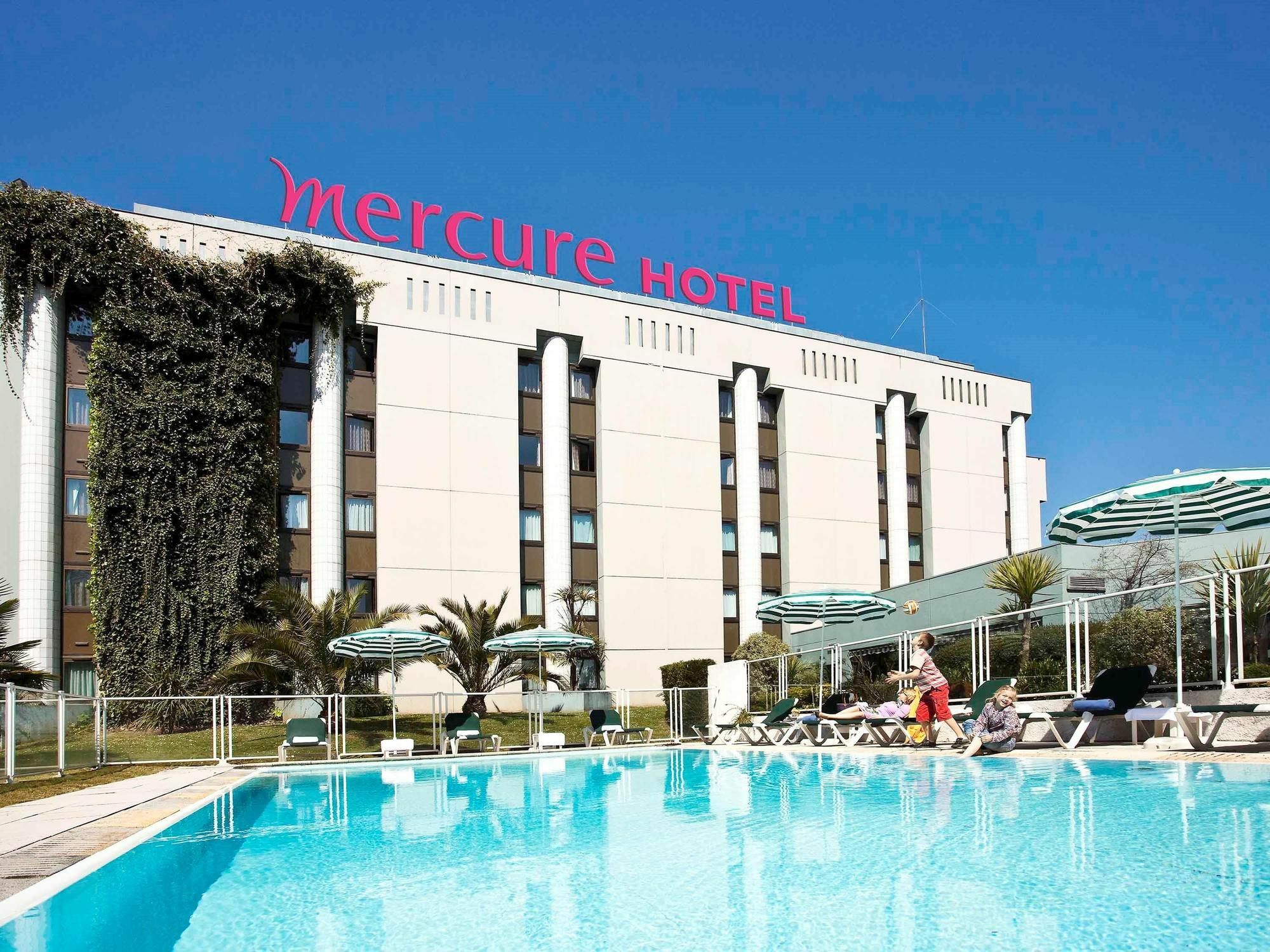 Mercure Pau Palais Des Sports Luaran gambar